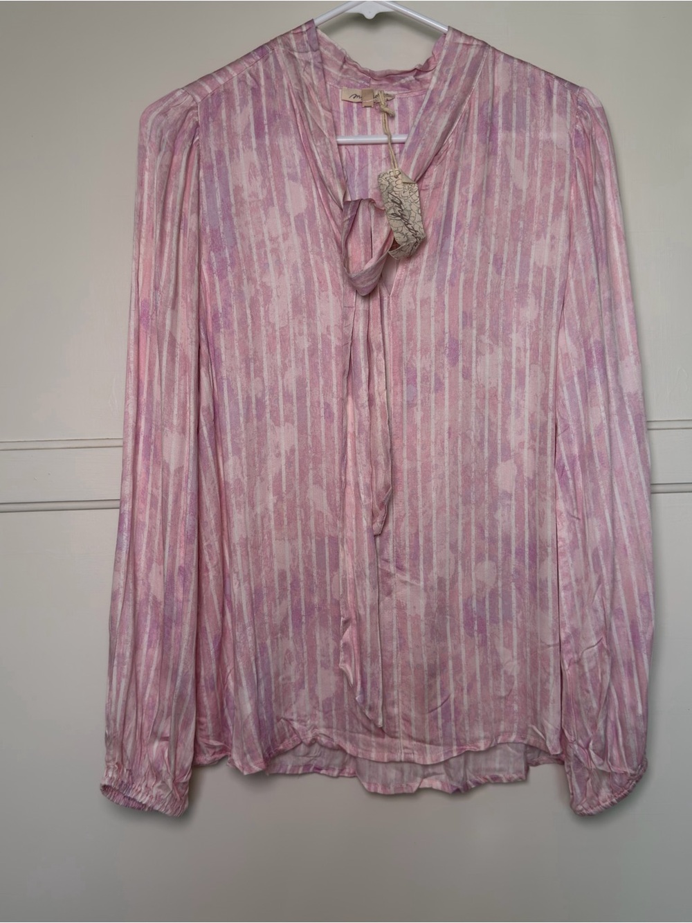 Mystree: NWTWomen's Pink Tie-Neck Blouse (C0041)